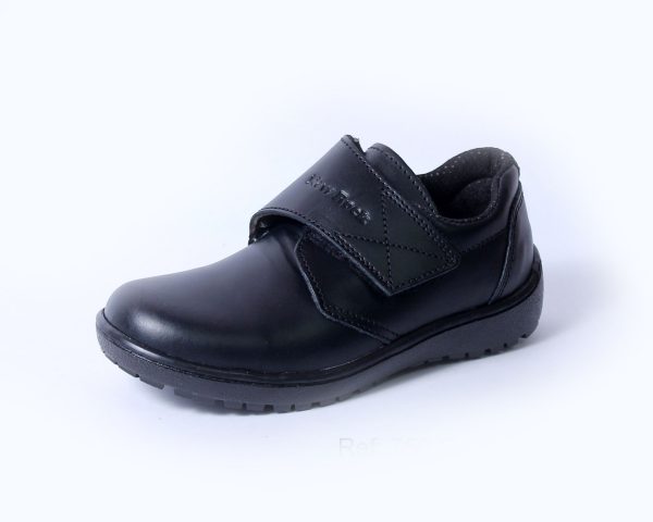 Ref. 750 – Colegial negro